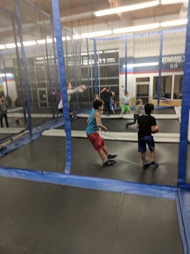 Recreation Center «G6 Airpark», reviews and photos, 10414 SE Washington St, Portland, OR 97216, USA