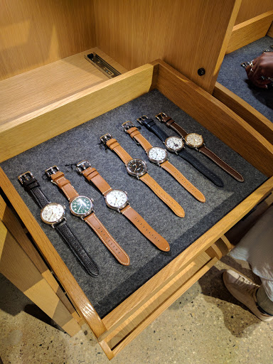 Watch Store «Shinola Wicker Park / Bucktown Store», reviews and photos, 1619 N Damen Ave, Chicago, IL 60647, USA