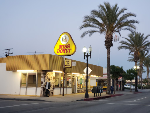 Donut Shop «Miss Donuts», reviews and photos, 832 W Whittier Blvd, Montebello, CA 90640, USA