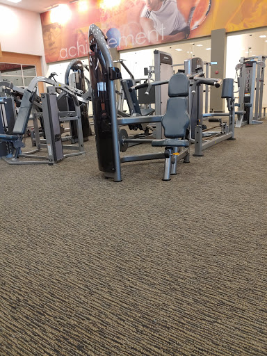 Gym «LA Fitness», reviews and photos, 3 Hawes Way, Stoughton, MA 02072, USA