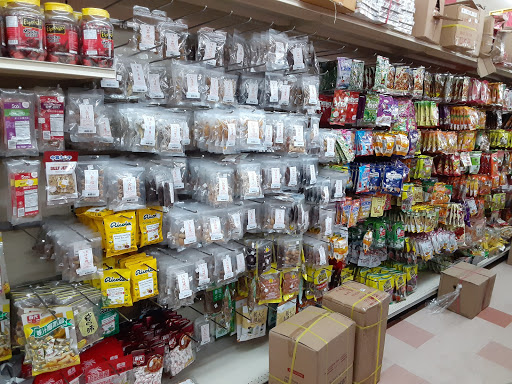 Asian Grocery Store «Vinh Phat Market», reviews and photos, 6105 Stockton Blvd, Sacramento, CA 95824, USA