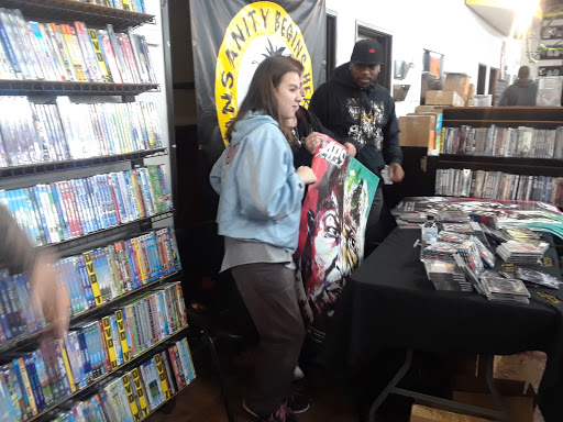 Music Store «Dimple Records-Arden», reviews and photos, 2433 Arden Way, Sacramento, CA 95825, USA