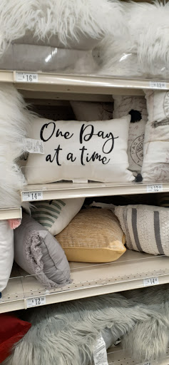 Discount Store «Big Lots», reviews and photos, 1255 Sunrise Hwy, Copiague, NY 11726, USA