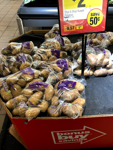 Grocery Store «Super Stop & Shop», reviews and photos, 460 Elm St, West Haven, CT 06516, USA