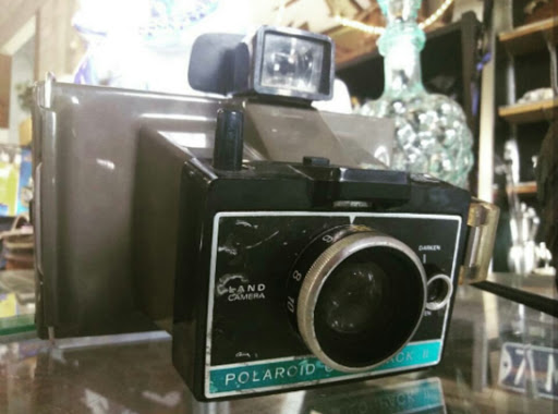 Thrift Store «A-Z Thrift Shop», reviews and photos, 4229 Hallandale Beach Blvd, Hollywood, FL 33023, USA