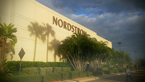 Department Store «Nordstrom International Plaza», reviews and photos, 2223 N Westshore Blvd, Tampa, FL 33607, USA