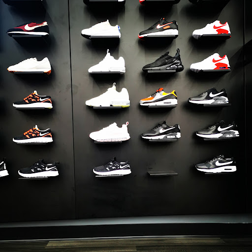 Shoe Store «WSS», reviews and photos, 3000 W Century Blvd, Inglewood, CA 90303, USA