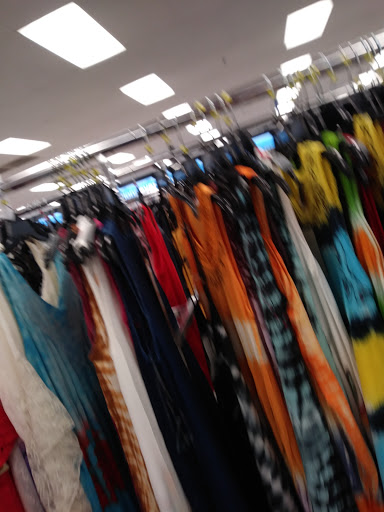 Clothing Store «Ross Dress for Less», reviews and photos, 2604 W Loop 340, Waco, TX 76711, USA