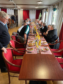 Atmosphère du Restaurant français La Guinguette Auvergnate à Villeneuve-Saint-Georges - n°8