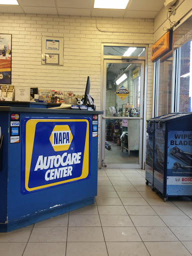 Auto Repair Shop «Higgins Auto Plaza», reviews and photos, 7425 Douglas Ave, Urbandale, IA 50322, USA