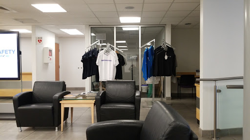 BMW Dealer «BMW of Mobile», reviews and photos, 3025 Government Blvd, Mobile, AL 36606, USA