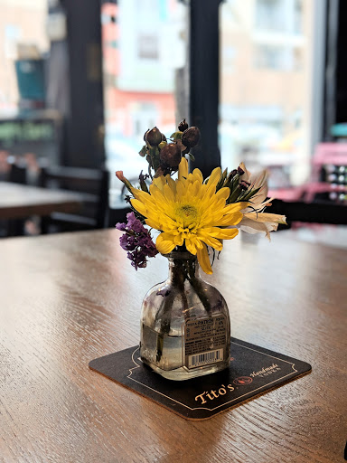 Wine Store «Mass Ave Wine», reviews and photos, 878 Massachusetts Ave, Indianapolis, IN 46204, USA