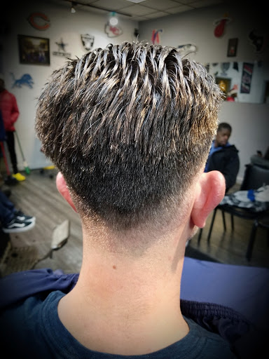 Barber Shop «20 and out barber shop», reviews and photos, 32871 Schoenherr Rd, Warren, MI 48088, USA