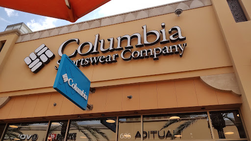 Sportswear Store «Columbia Sportswear Outlet Store», reviews and photos, 100 Citadel Dr #636, Commerce, CA 90040, USA