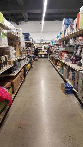 Surplus Store «Big Box Outlet Store - Marysville», reviews and photos, 1338 State Ave, Marysville, WA 98270, USA