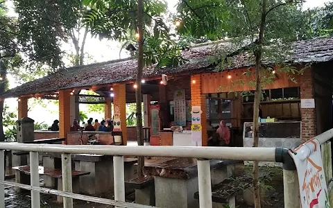 Restoran Teh Yoyoh image