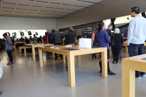 Computer Store «Apple Oakbrook», reviews and photos, 70 Oakbrook Center, Oak Brook, IL 60523, USA
