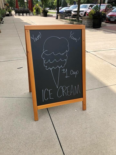 Florist «Bloomtastic Florist», reviews and photos, 2136 Arlington Ave, Columbus, OH 43221, USA