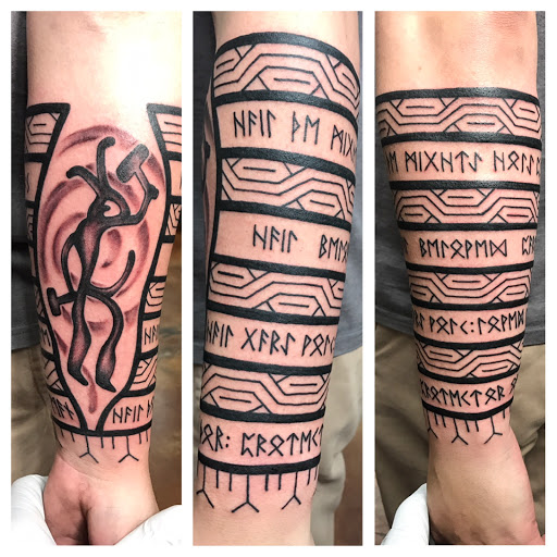 Tattoo Shop «Palace Art Tattoo», reviews and photos, 1779 Thousand Oaks Blvd, Thousand Oaks, CA 91362, USA