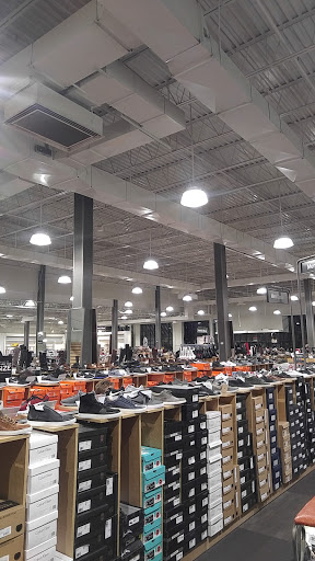 Shoe Store «DSW Designer Shoe Warehouse», reviews and photos, 12997 Fair Lakes Shopping Center, Fairfax, VA 22033, USA