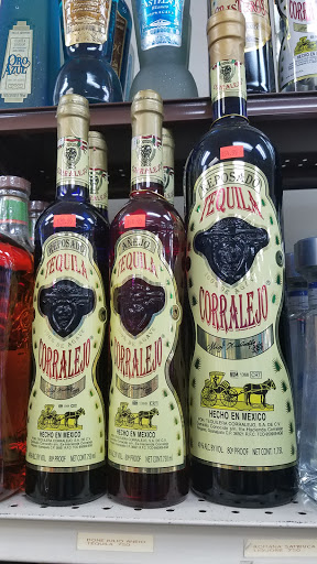 Liquor Store «Foremost Liquor Stores», reviews and photos, 178 S Broadway, Aurora, IL 60505, USA