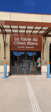 Extérieur du Restaurant Aire du Chien Blanc - A6 à Pouilly-en-Auxois - n°5
