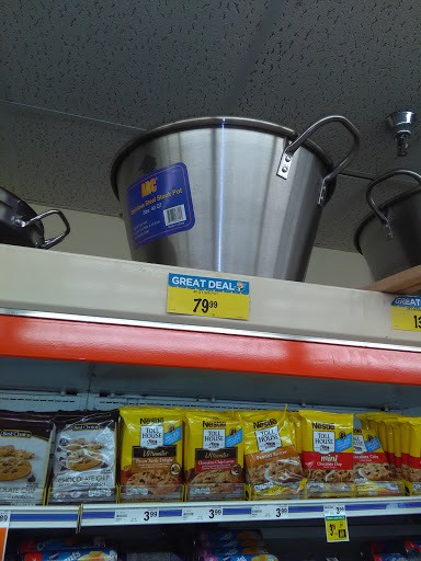 Grocery Store «Fiesta Mart #211», reviews and photos, 4210 Pioneer Rd, Balch Springs, TX 75180, USA