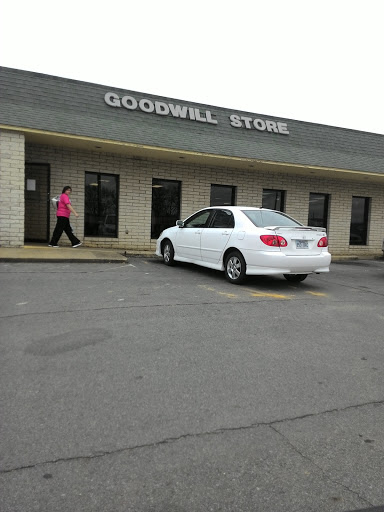 Non-Profit Organization «Goodwill Store and Donation Center», reviews and photos