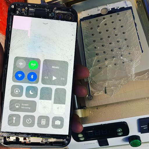 Cell Phone Store «iphone solutions», reviews and photos, 117 S Broadway, Lawrence, MA 01841, USA