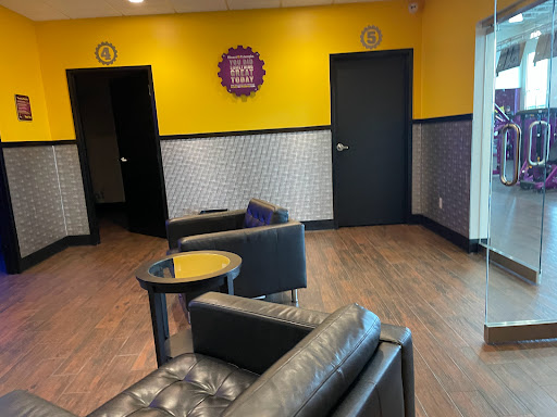 Gym «Planet Fitness», reviews and photos, 225 Boston Post Rd W, Marlborough, MA 01752, USA