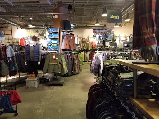 Outdoor Sports Store «Eastern Mountain Sports», reviews and photos, 3349 Monroe Ave, Rochester, NY 14618, USA