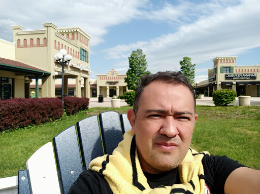 Clothing Store «Gap Outlet», reviews and photos, 100 Premium Outlets Blvd #100, Hagerstown, MD 21740, USA