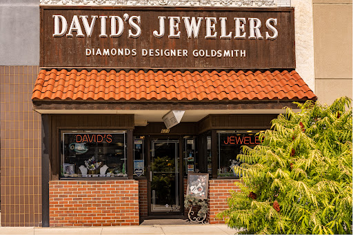 Davids Jewelers, 623 S Kansas Ave, Topeka, KS 66603, USA, 