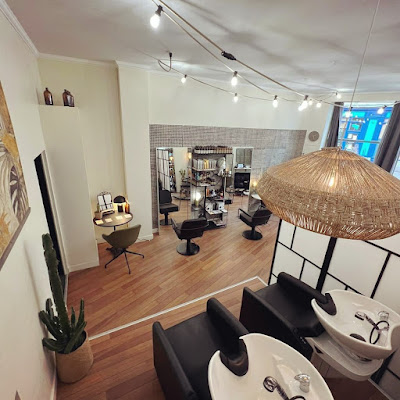 MARC BOURGEOIS -COIFFEUR VISAGISTE- à Rennes