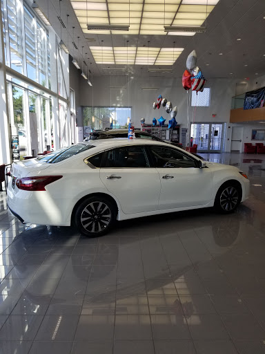 Car Dealer «Hall Nissan Virginia Beach», reviews and photos, 3757 Bonney Rd, Virginia Beach, VA 23452, USA