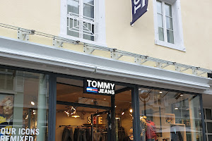 Tommy Jeans Store