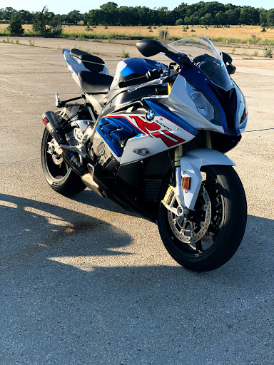 BMW Motorcycle Dealer «Max BMW Motorcycles», reviews and photos, 465 Federal Rd, Brookfield, CT 06804, USA