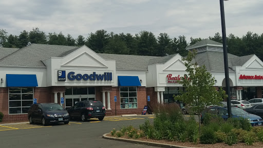 Thrift Store «Goodwill Avon Store & Donation Station», reviews and photos, 260 W Main St, Avon, CT 06001, USA