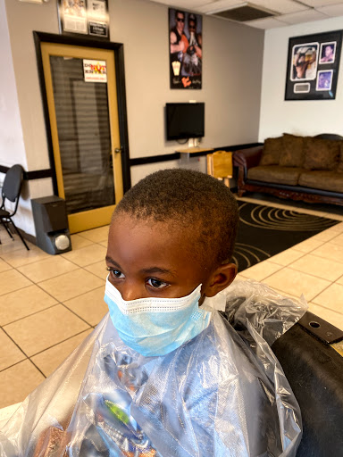 Barber Shop «B-Snipped Barber Shop», reviews and photos, 8824 N 56th St, Tampa, FL 33617, USA