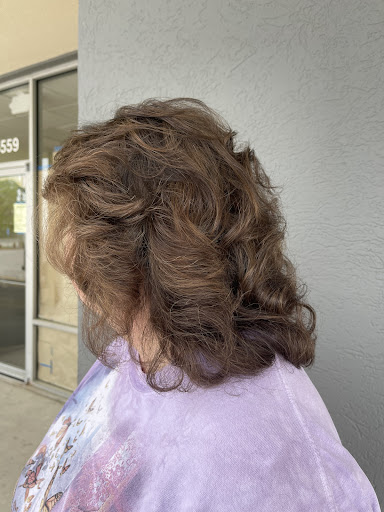 Beauty Salon «A Cut Above Hair Salon», reviews and photos, 5561 Portsmouth Blvd, Portsmouth, VA 23701, USA