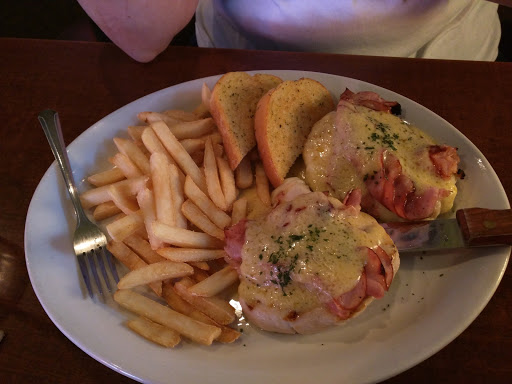 Steak House «Buzz Inn Steakhouse & Casino», reviews and photos, 280 Grant Rd, East Wenatchee, WA 98802, USA