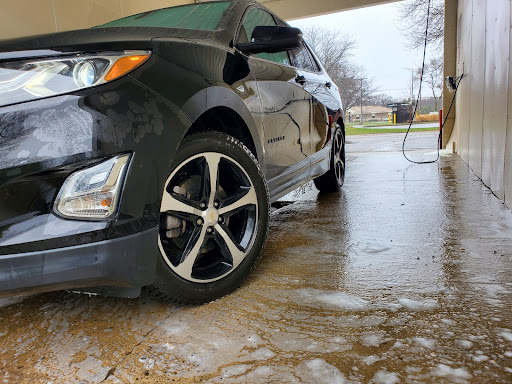 Wet Wolf Wash llc en Muskegon