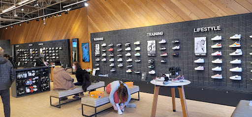 Running Store «Nike Running Lynnfield», reviews and photos, 1125 Market St, Lynnfield, MA 01940, USA