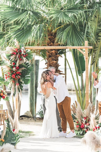 Florist «Designs by Darenda», reviews and photos, 240 S Krome Ave, Homestead, FL 33030, USA