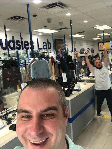 Dry Cleaner «Sudsies Dry Cleaners - North Miami», reviews and photos, 12711 Biscayne Blvd, North Miami, FL 33181, USA