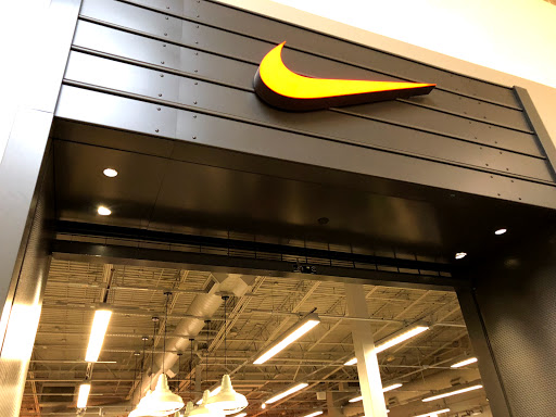 Sporting Goods Store «Nike Factory Store», reviews and photos, 3000 Grapevine Mills Pkwy #611, Grapevine, TX 76051, USA