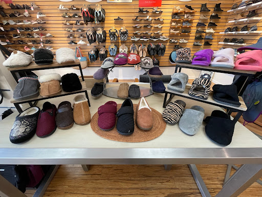 Shoe Store «Footwear etc.», reviews and photos, 463 University Ave, Palo Alto, CA 94301, USA
