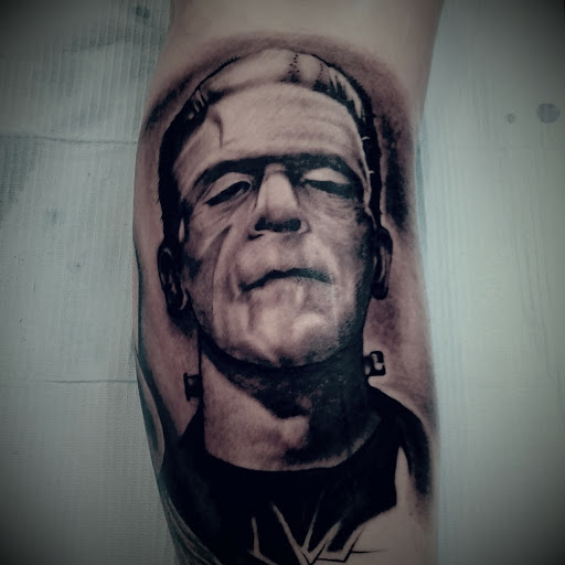 Tattoo Shop «Dr. Tattoo Studio», reviews and photos, 13915 Harbor Blvd, Garden Grove, CA 92843, USA