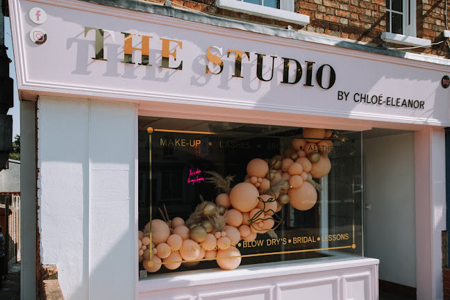 Reviews of The studio by Chloé-Eleanor - makeup artist - Bridal Makeup Specialist in Bedford - Beauty salon