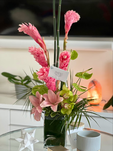 Flowers from Hannah, 1098 Mt Kemble Ave, Morristown, NJ 07960, USA, 